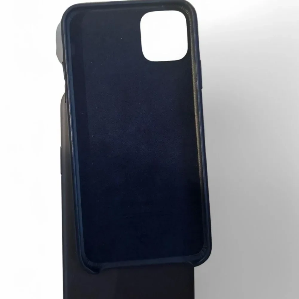 Apple iPhone 11 Pro Max Leather Case - Midnight Black